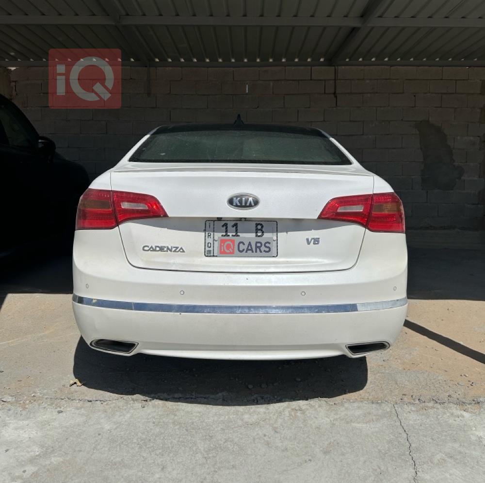 Kia Cadenza